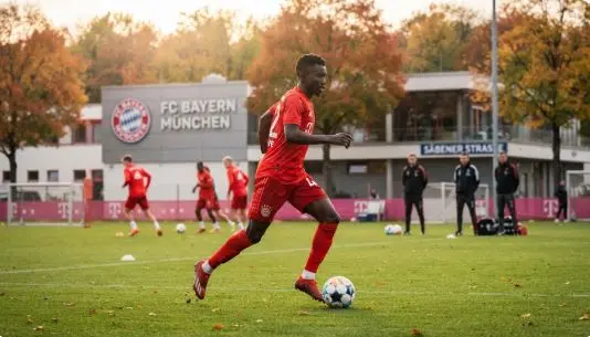 Bayern Munich : opéré de l&rsquo;appendicite, le jeune Sénégalais Bara Sapoko Ndiaye éloigné des terrains jusqu&rsquo;à mi-novembre